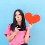 משפטי פתיחה שיעזרו לכם להצליח באתרי ההכרויות ובאפליקציות